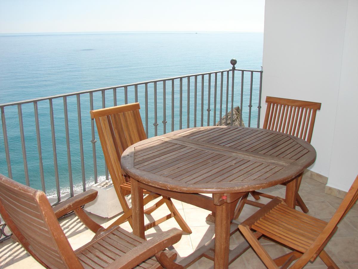 Carabeo 70 Menyber Apartman Nerja Kültér fotó